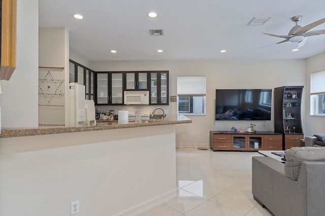 120 NW 117TH Terrace, Plantation, FL 33325