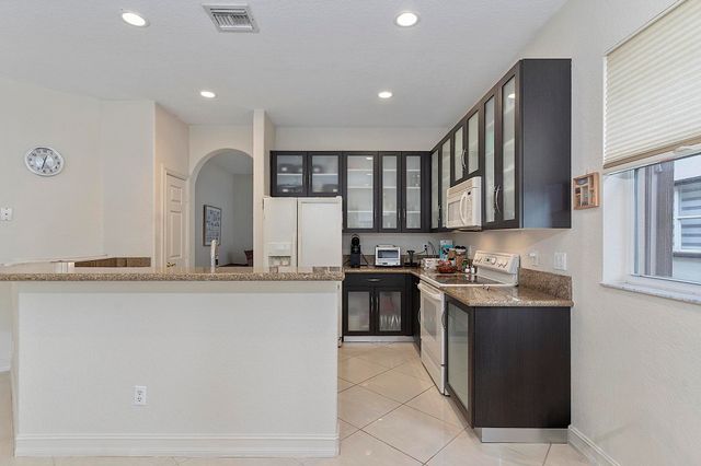 120 NW 117TH Terrace, Plantation, FL 33325