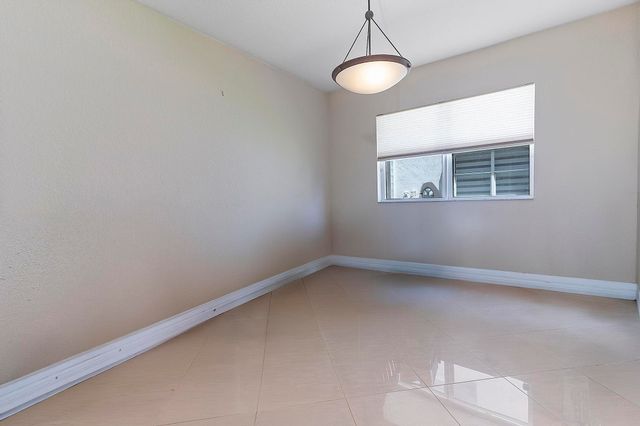 120 NW 117TH Terrace, Plantation, FL 33325