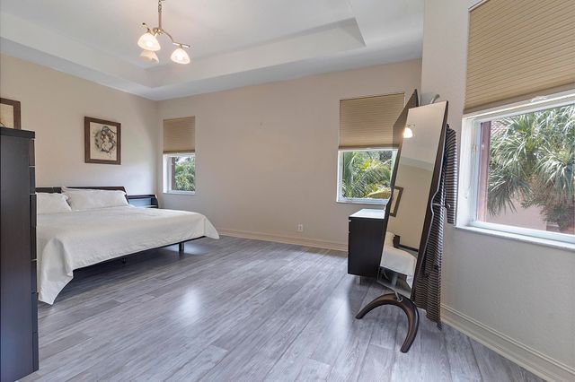 120 NW 117TH Terrace, Plantation, FL 33325