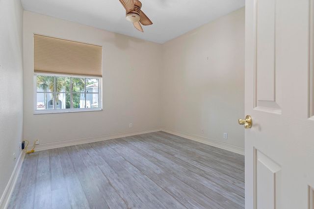120 NW 117TH Terrace, Plantation, FL 33325