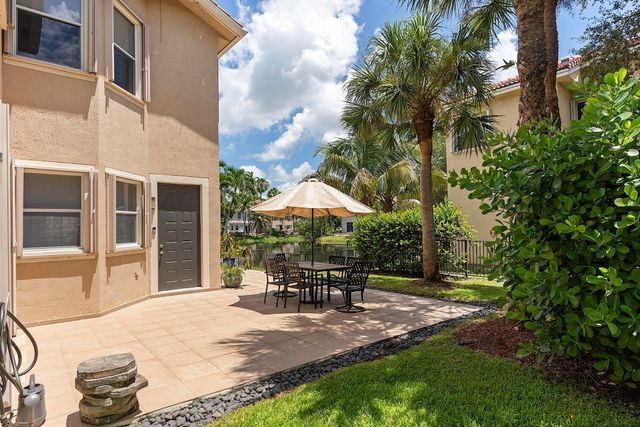 120 NW 117TH Terrace, Plantation, FL 33325