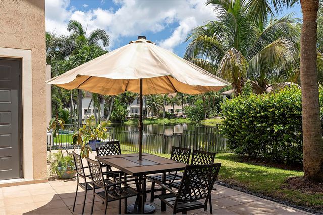 120 NW 117TH Terrace, Plantation, FL 33325