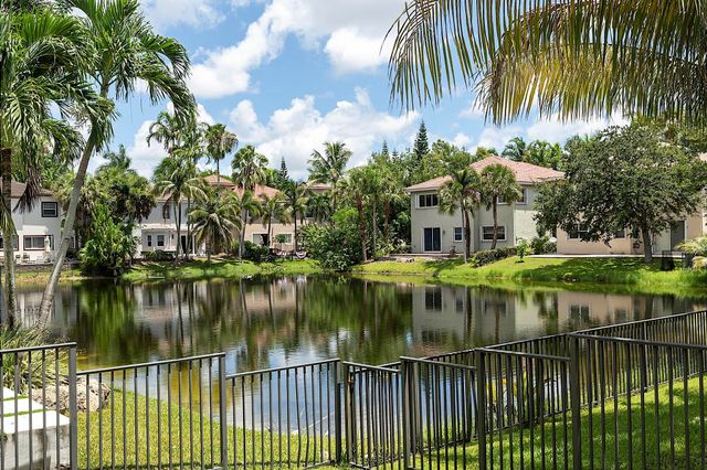 120 NW 117TH Terrace, Plantation, FL 33325