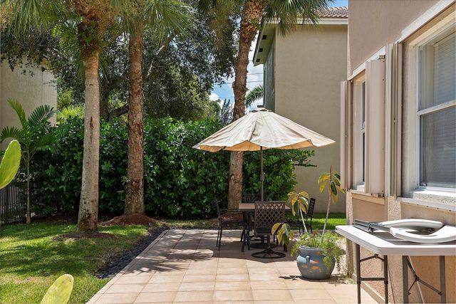 120 NW 117TH Terrace, Plantation, FL 33325