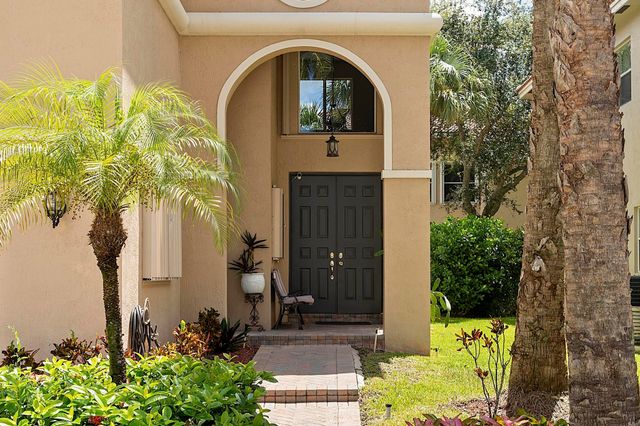120 NW 117TH Terrace, Plantation, FL 33325