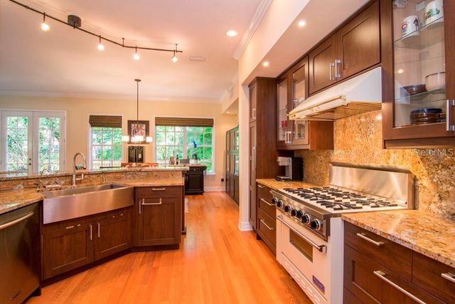 2907 HANSEN MANOR LANE, Tampa, FL 33611