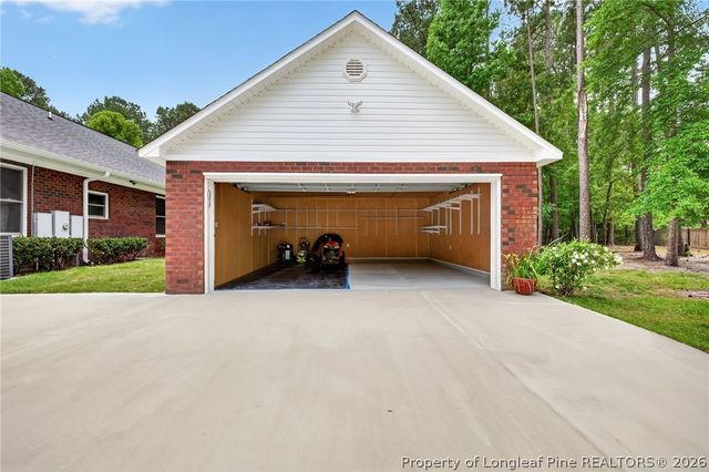 2204 Honey Lane, Hope Mills, NC 28348
