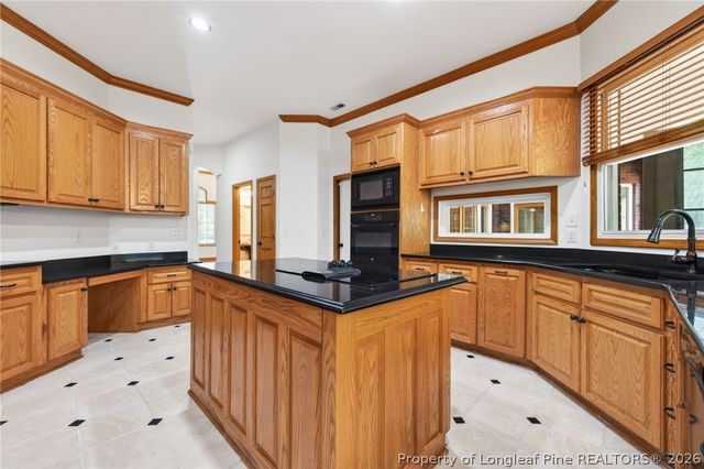 2204 Honey Lane, Hope Mills, NC 28348