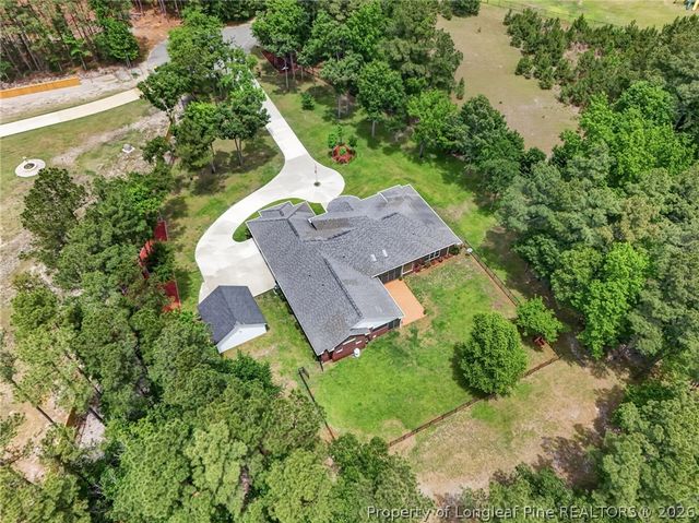 2204 Honey Lane, Hope Mills, NC 28348