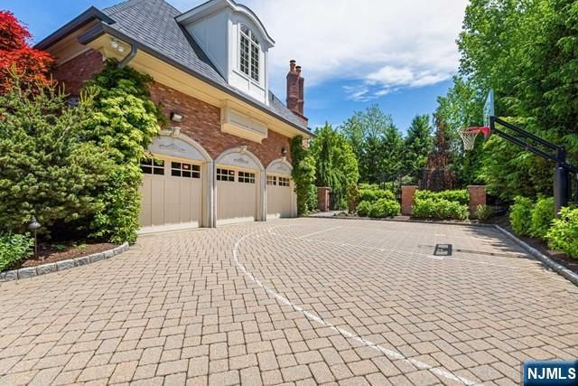 116 Truman Drive, Cresskill, NJ 07626