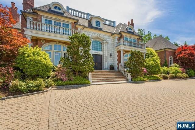 116 Truman Drive, Cresskill, NJ 07626