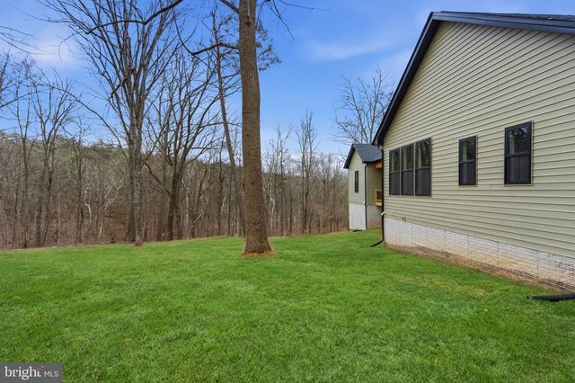 BREAKAWAY DR, Hedgesville, WV 25427