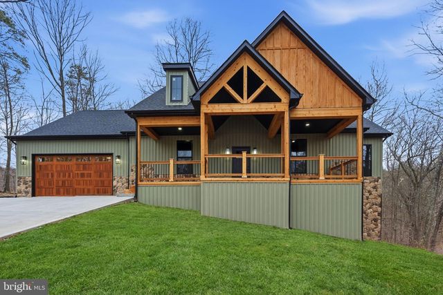 BREAKAWAY DR, Hedgesville, WV 25427
