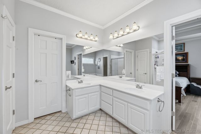 6624 E 114th Street S, Bixby, OK 74008