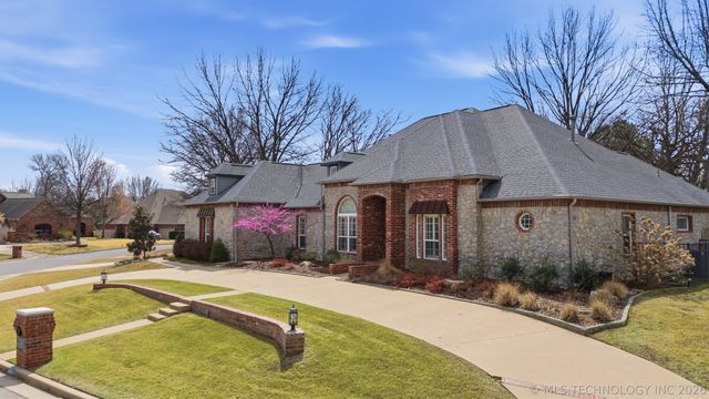 6624 E 114th Street S, Bixby, OK 74008