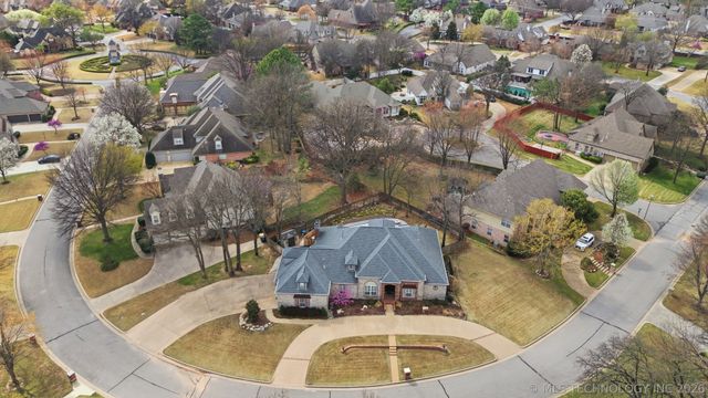 6624 E 114th Street S, Bixby, OK 74008