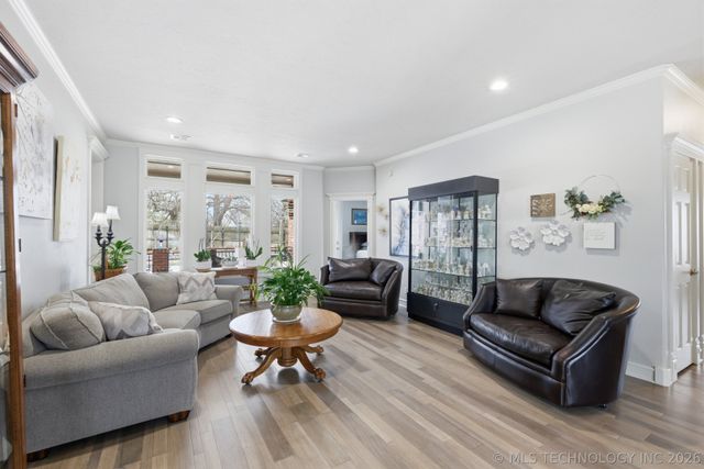 6624 E 114th Street S, Bixby, OK 74008