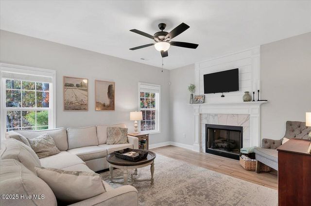 1614 Redbud Court, Aberdeen, NC 28315