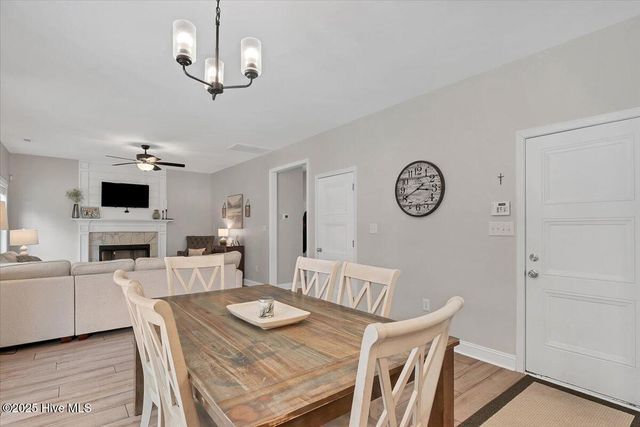 1614 Redbud Court, Aberdeen, NC 28315