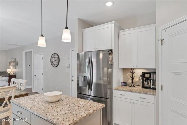 1614 Redbud Court, Aberdeen, NC 28315