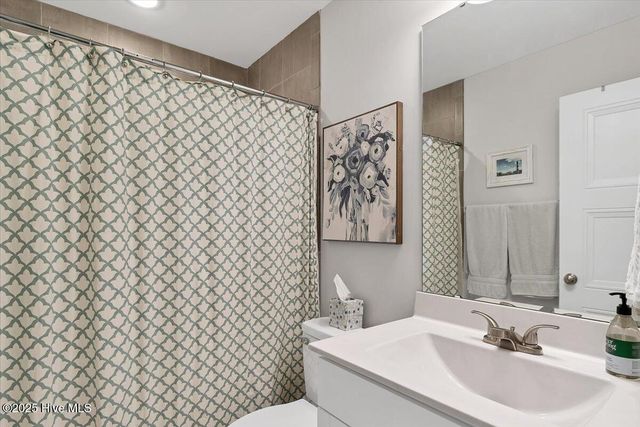 1614 Redbud Court, Aberdeen, NC 28315