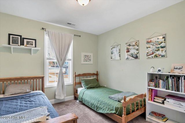 1614 Redbud Court, Aberdeen, NC 28315