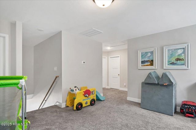 1614 Redbud Court, Aberdeen, NC 28315