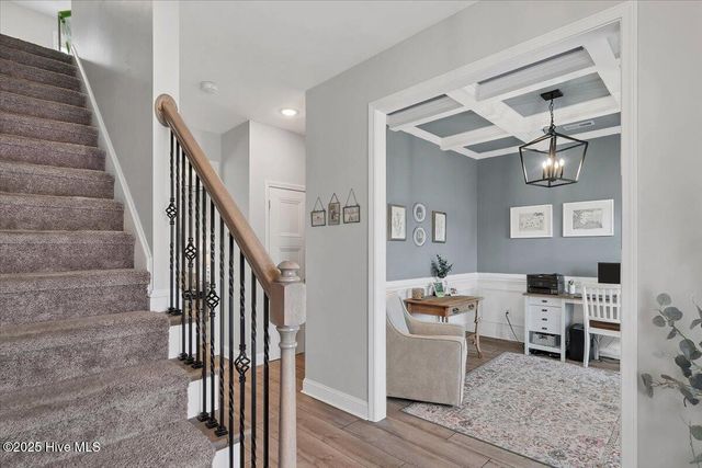 1614 Redbud Court, Aberdeen, NC 28315