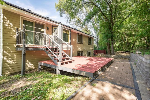 300 Butternut Lane, Burnsville, MN 55306