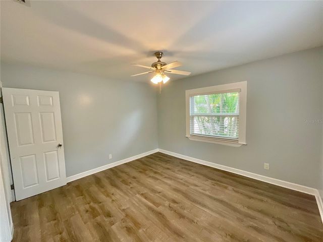 1844 AUBURN STREET S, St Petersburg, FL 33712