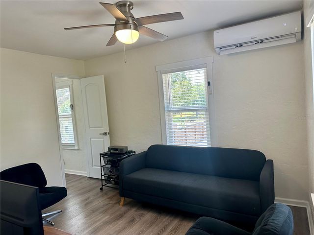 1844 AUBURN STREET S, St Petersburg, FL 33712