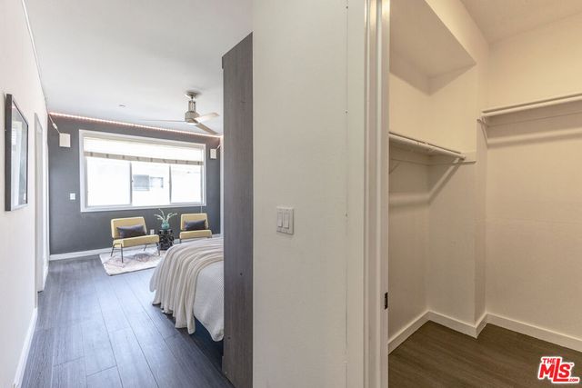 10735 Bloomfield Street 5, Los Angeles, CA 91602