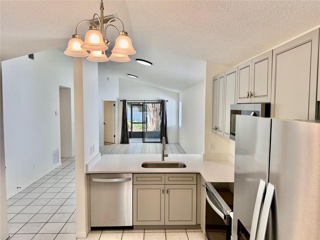 1720 WATERBEACH COURT, Apopka, FL 32703