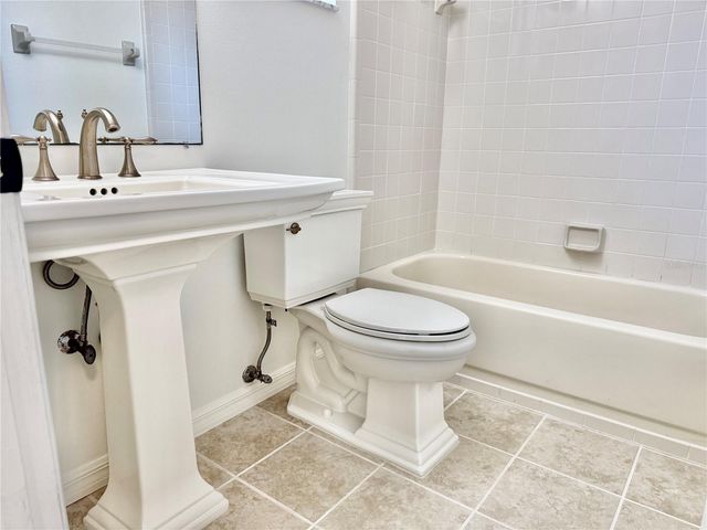 1720 WATERBEACH COURT, Apopka, FL 32703