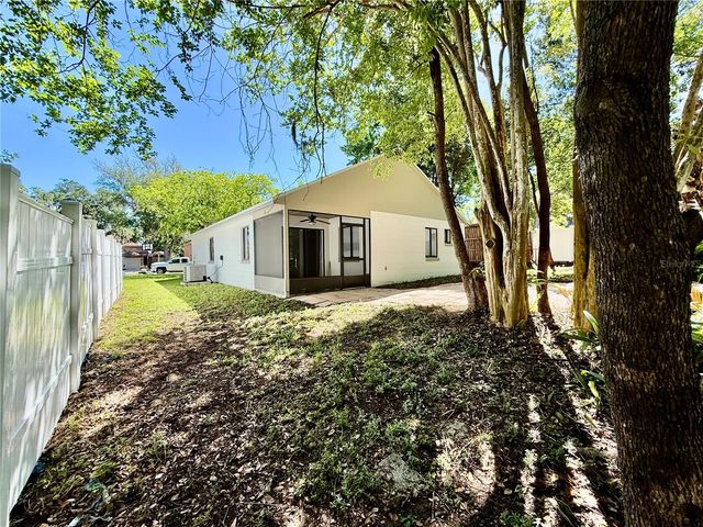 1720 WATERBEACH COURT, Apopka, FL 32703