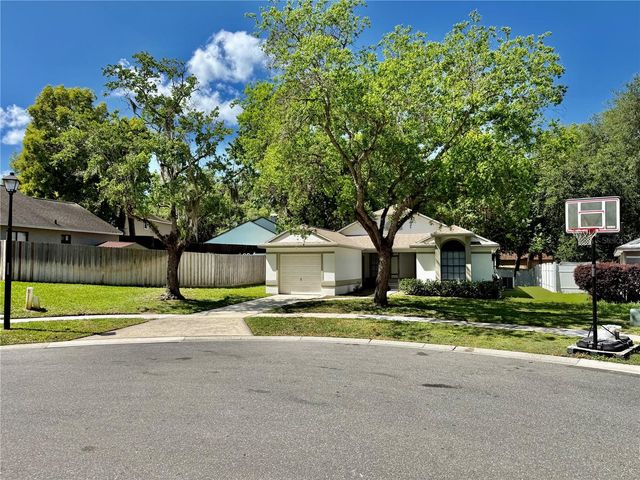 1720 WATERBEACH COURT, Apopka, FL 32703