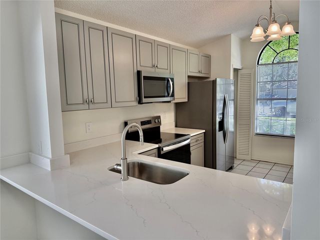 1720 WATERBEACH COURT, Apopka, FL 32703