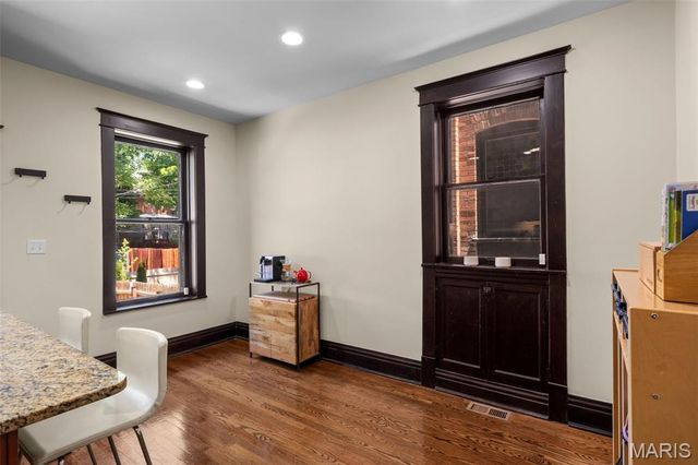3935 Wyoming Street, St Louis, MO 63116