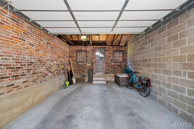 3935 Wyoming Street, St Louis, MO 63116