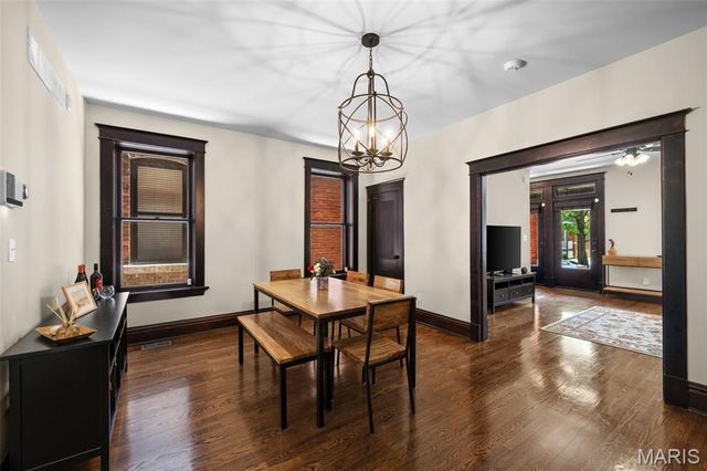 3935 Wyoming Street, St Louis, MO 63116