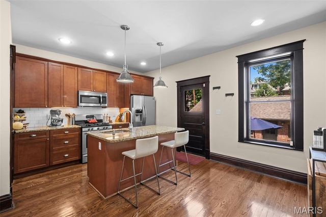 3935 Wyoming Street, St Louis, MO 63116
