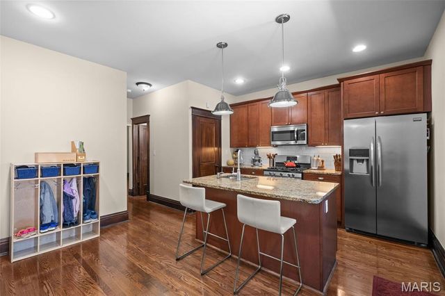 3935 Wyoming Street, St Louis, MO 63116