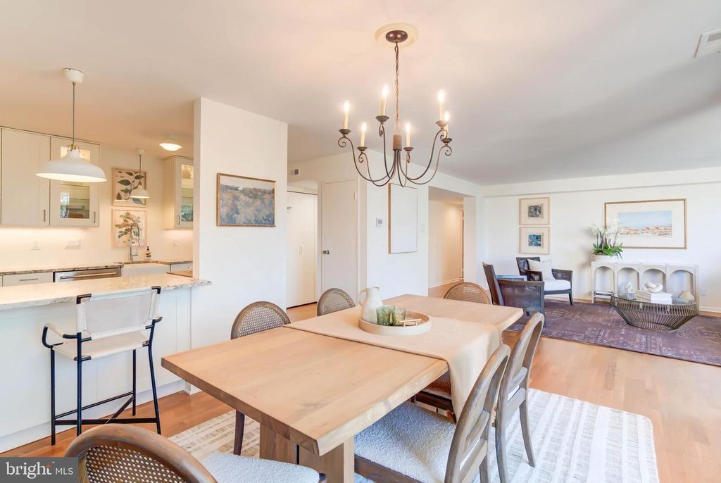 Image 1 of property listing at 4936 SENTINEL DR #302, Bethesda, MD 20816