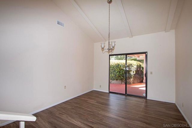 12595 Camino Vuelo, San Diego, CA 92128