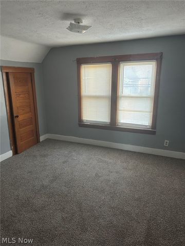2916 Searsdale Avenue, Cleveland, OH 44109