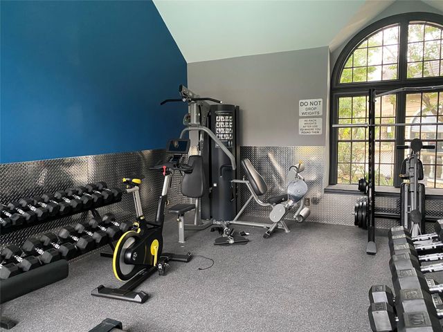 2300 Old Spanish Trail 1038, Houston, TX 77054