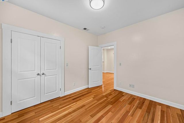 931 E 23Rd St, Oakland, CA 94606