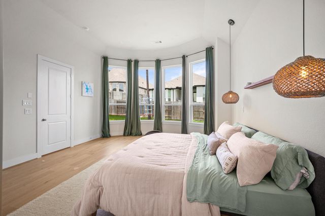 220 Lookout Ridge Drive, Montgomery, TX 77316