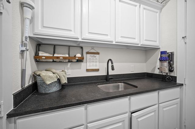 220 Lookout Ridge Drive, Montgomery, TX 77316